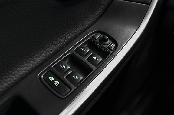 Volvo XC60 20 of 27
