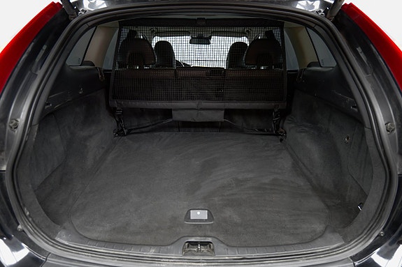 Volvo XC60 25 of 27