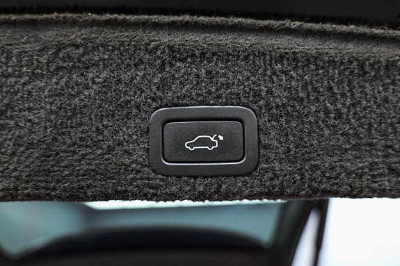 Volvo XC60 24 of 27