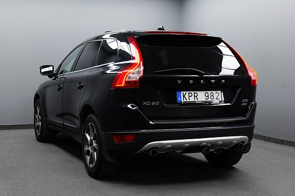 Volvo XC60 3 of 27