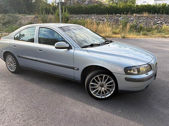 Volvo S60 3 of 13