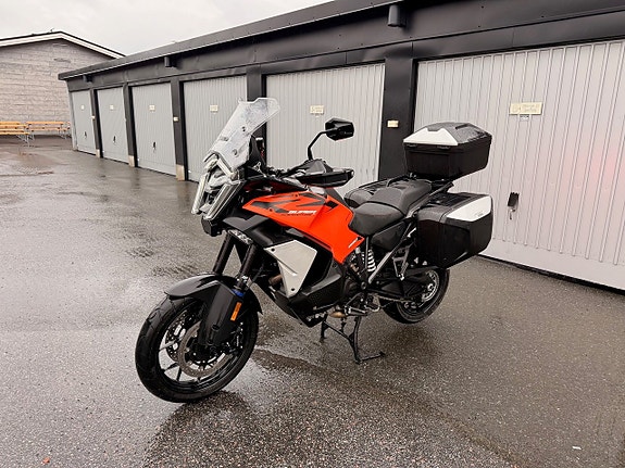 KTM 1390 Super Adventure S EVO Välvårdad/Maxutrustad/Remus/1Ägare/400Mil/Momsad