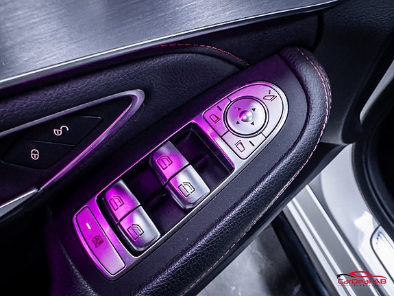 Mercedes-Benz C43 30 of 30