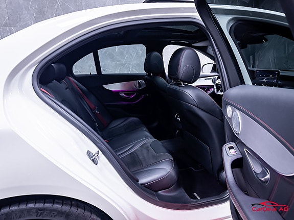 Mercedes-Benz C43 16 of 30