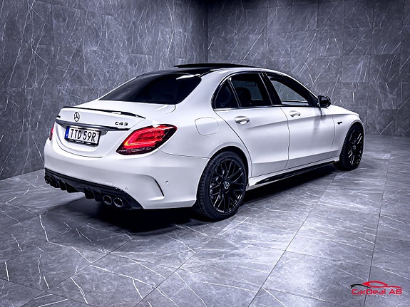 Mercedes-Benz C43 7 of 30
