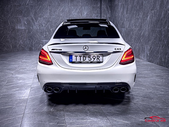 Mercedes-Benz C43 6 of 30