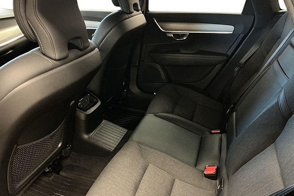 Volvo V90 12 of 29