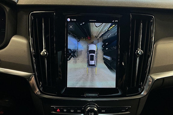 Volvo V90 17 of 29