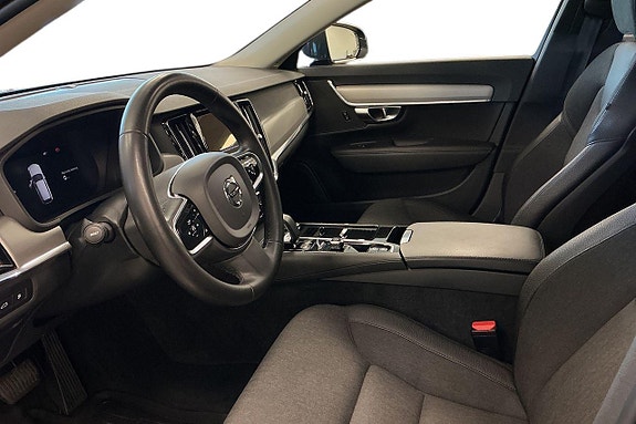 Volvo V90 10 of 29