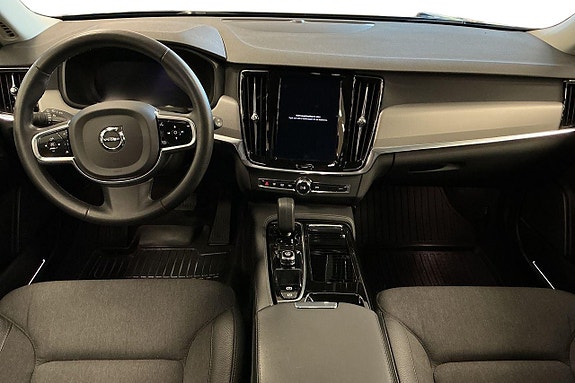Volvo V90 13 of 29