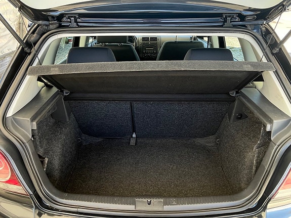 Volkswagen Polo 10 of 18