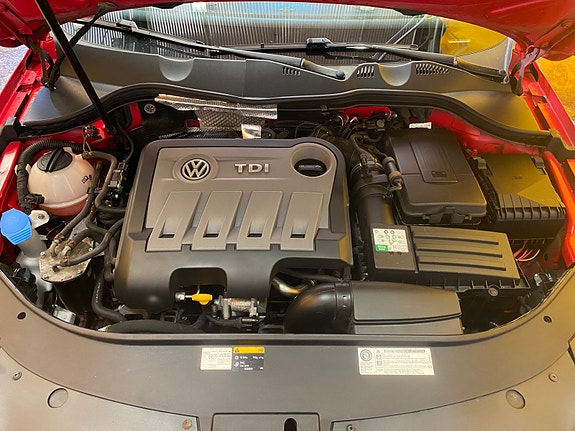 Volkswagen Passat 13 of 13