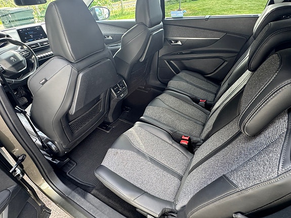 Peugeot 5008 8 of 14