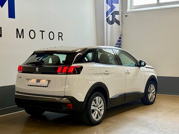 Peugeot 3008 7 of 18
