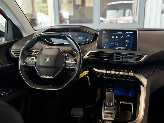 Peugeot 3008 12 of 18