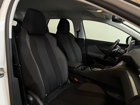 Peugeot 3008 9 of 18