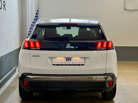 Peugeot 3008 4 of 18