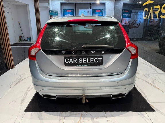 Volvo V60 4 of 23