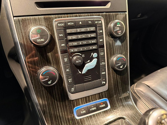 Volvo V60 12 of 23