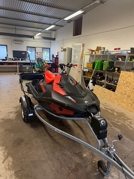 Sea doo spark trixx 2 of 5