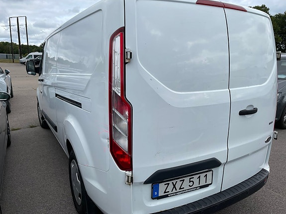 Ford Transit Custom 4 of 5