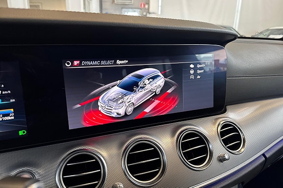 Mercedes-Benz E250 19 of 25