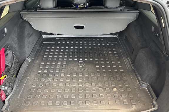 Mercedes-Benz E250 25 of 25