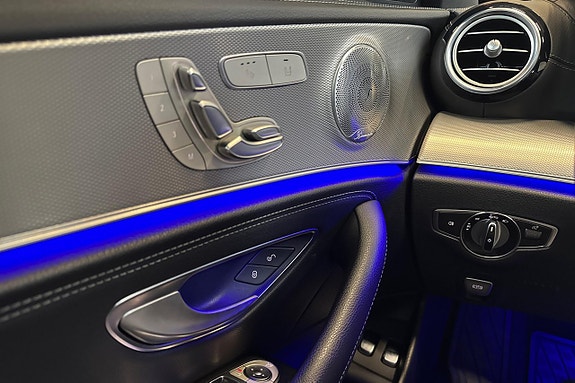 Mercedes-Benz E250 21 of 25