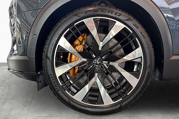 Polestar 3 7 of 18