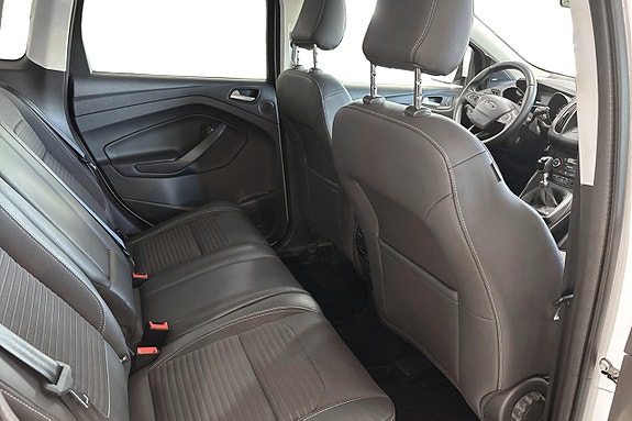 Ford Kuga 8 of 12