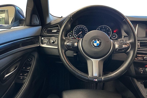 BMW 520d 14 of 26