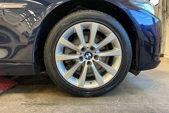 BMW 520d 24 of 26