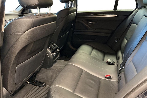 BMW 520d 12 of 26