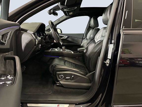 Audi Q7 8 of 23