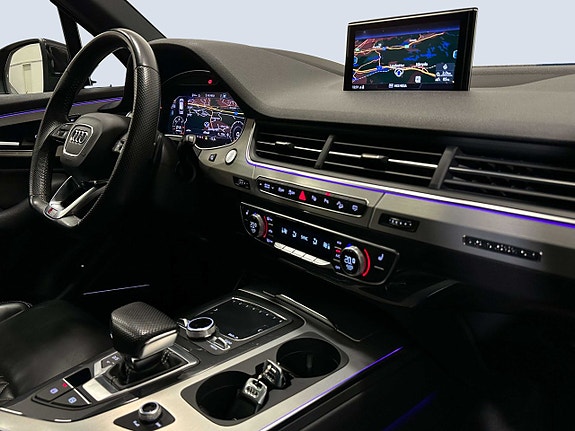 Audi Q7 20 of 23