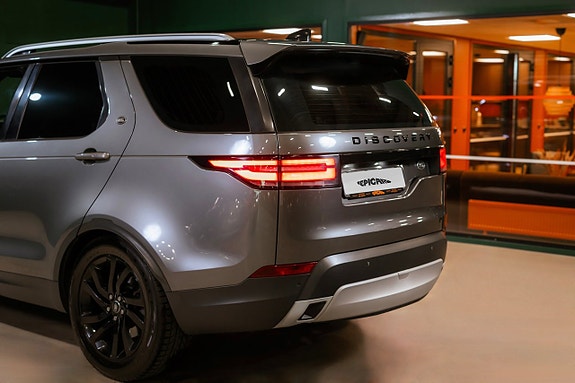 Land Rover Discovery 4 of 30