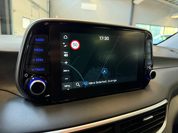 Hyundai Tucson 17 of 21