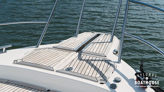 Nimbus 365 Coupe | Volvo Penta D6-370 14 of 30