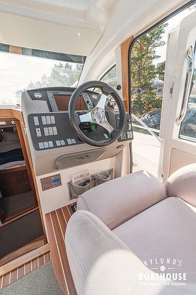 Nimbus 365 Coupe | Volvo Penta D6-370 30 of 30