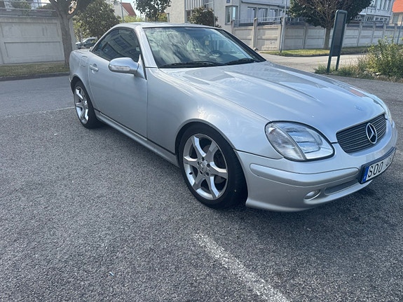 Mercedes-Benz SLK200 6 of 7