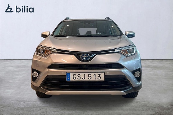 Toyota RAV4 6 of 21