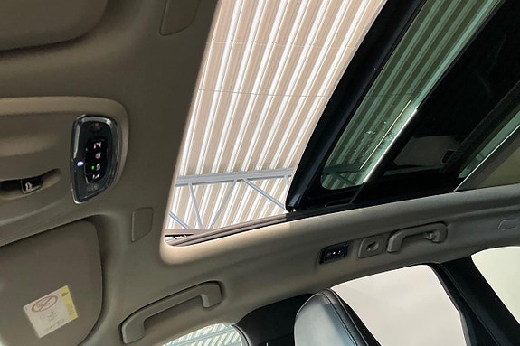 Volvo XC60 21 of 30