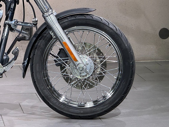 Harley-Davidson DYNA STREET BOB FXDBI 6 of 7