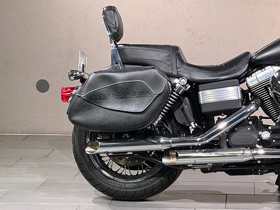 Harley-Davidson DYNA STREET BOB FXDBI 5 of 7