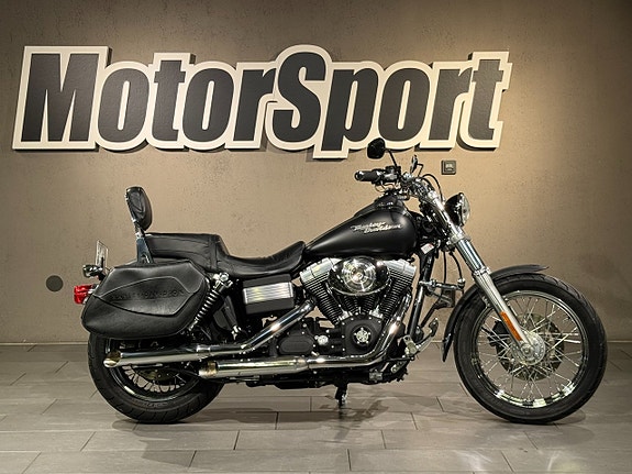 Harley-Davidson DYNA STREET BOB FXDBI 2 of 7