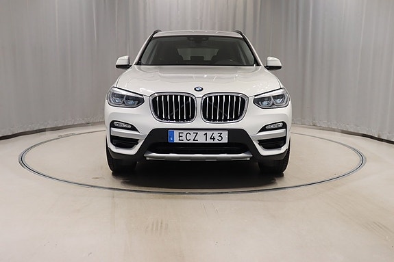 BMW X3 2 of 11