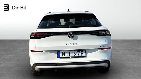 Volkswagen T-Roc 5 of 14