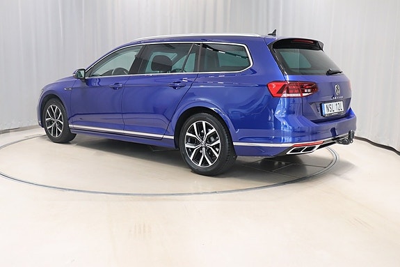 Volkswagen Passat 6 of 12