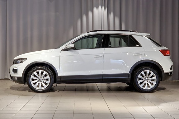 Volkswagen T-Roc 2 of 11