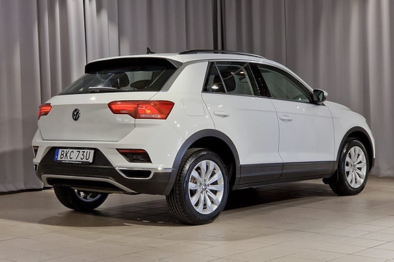Volkswagen T-Roc 4 of 11